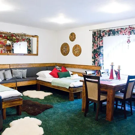 Galowka Rum i privatbostad Szaflary